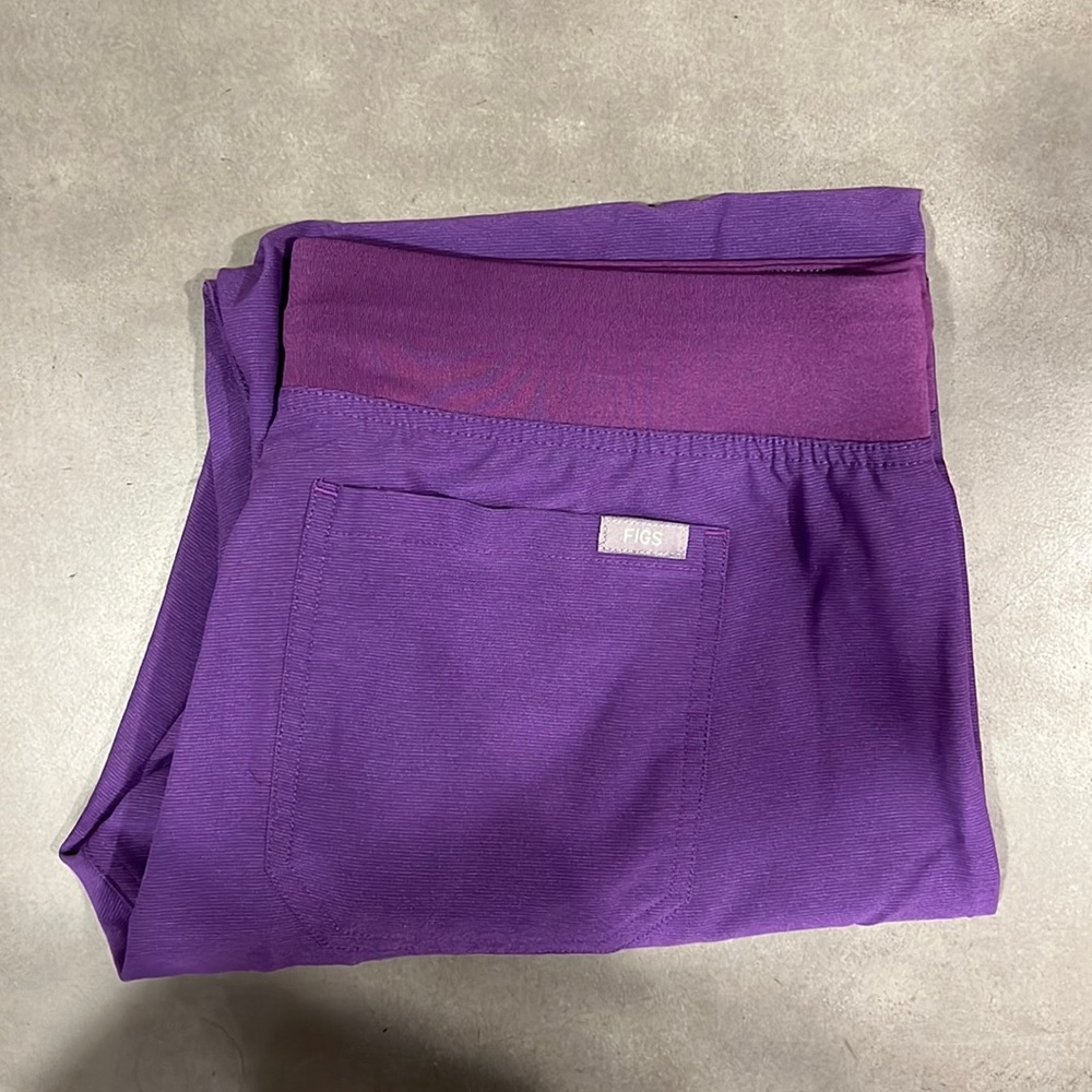 Figs | Ultraviolet Livingston pants